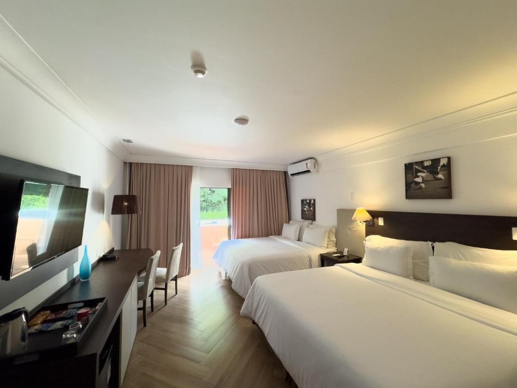 هتل ویش ریزورت